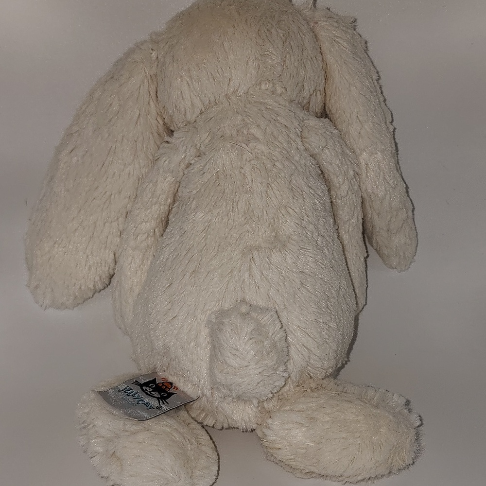 Jellycat Bashful Cream Bunny Plushy - Picture 3 of 13